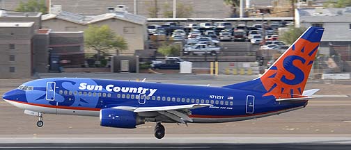 Sun Country Boeing 737-7Q8 N712SY, April 5, 2011